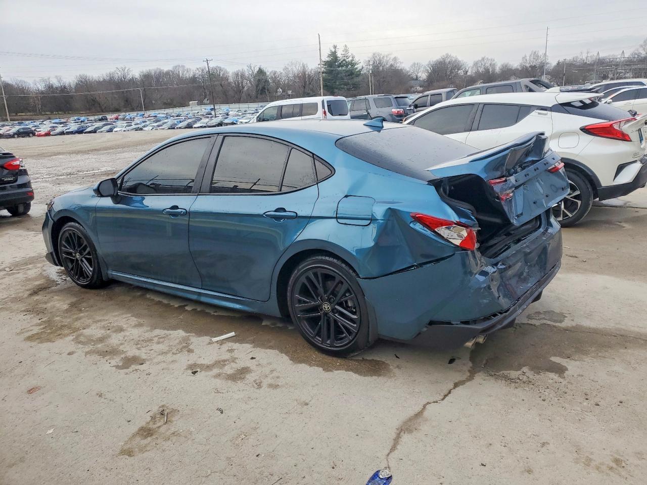 2025 TOYOTA CAMRY XSE photo 2