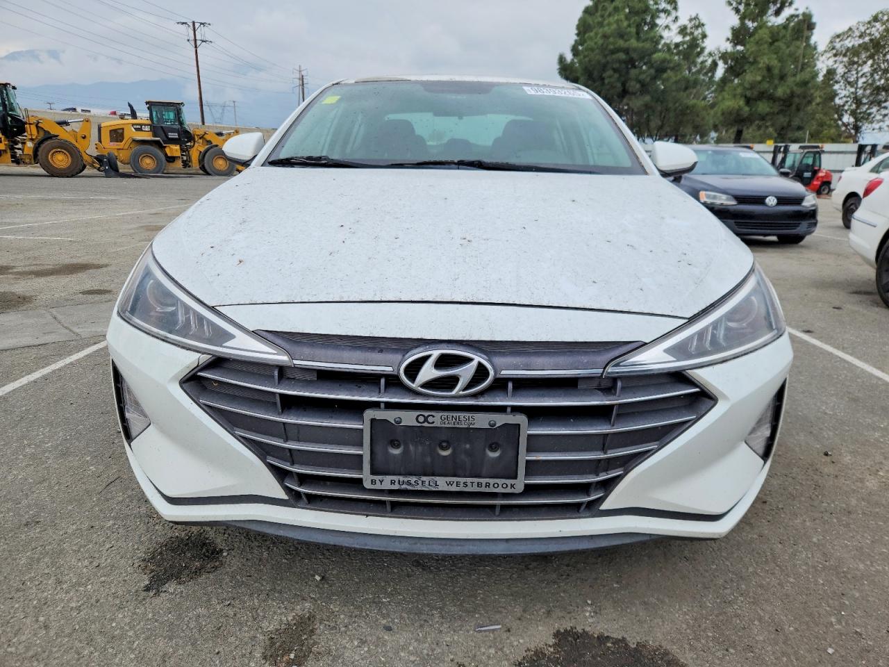 2019 HYUNDAI ELANTRA SE photo 5
