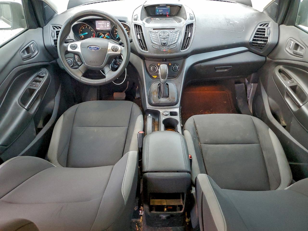 2015 FORD ESCAPE S photo 8