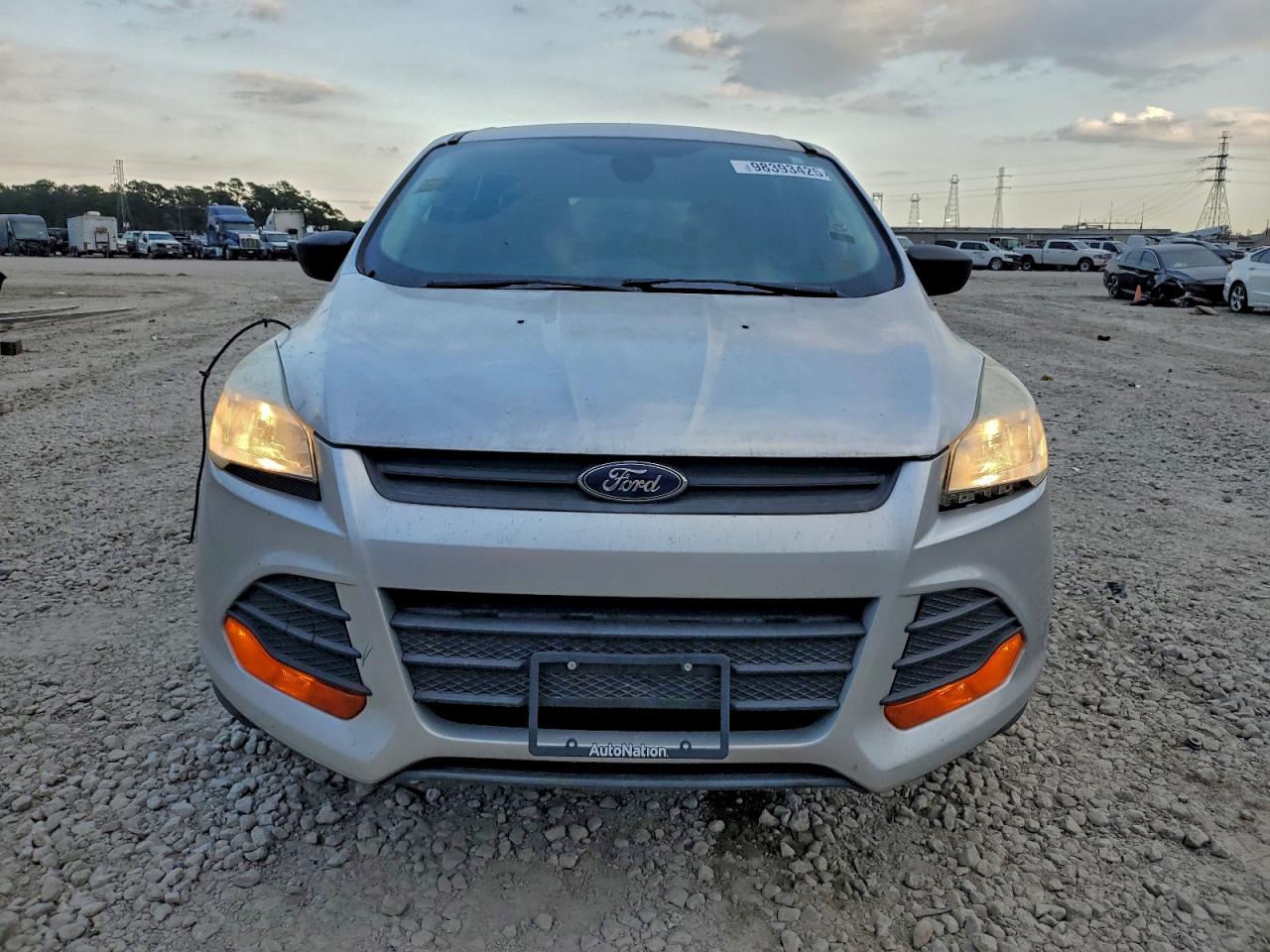 2015 FORD ESCAPE S photo 5