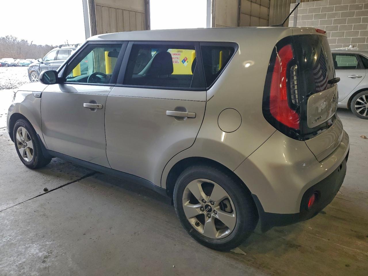 2017 KIA SOUL photo 2