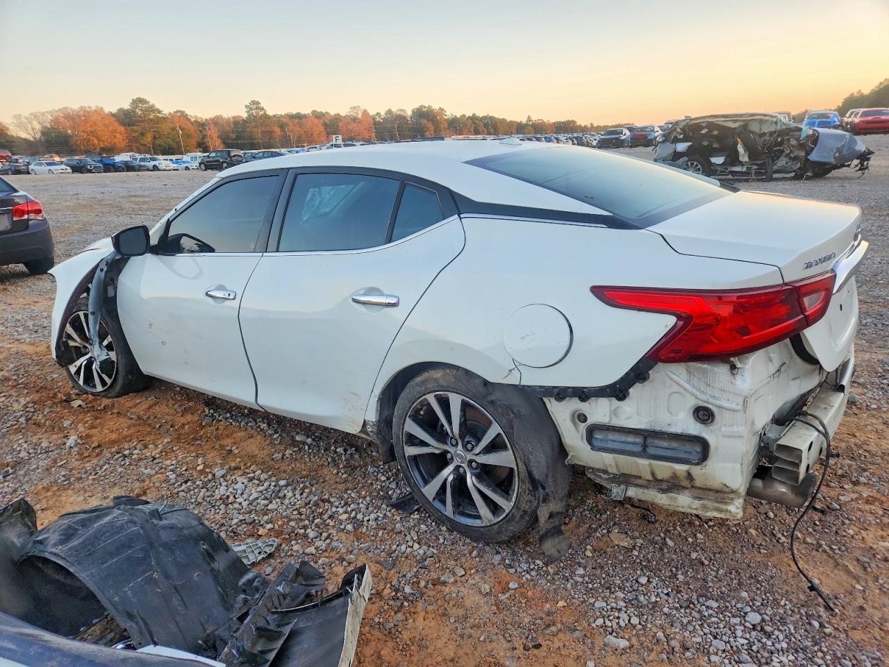 2017 NISSAN MAXIMA 3.5S photo 2