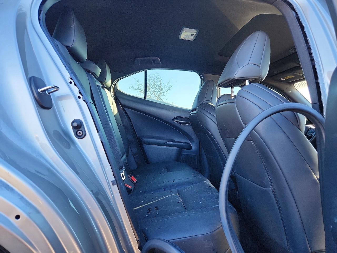 2020 LEXUS UX 200 photo 11
