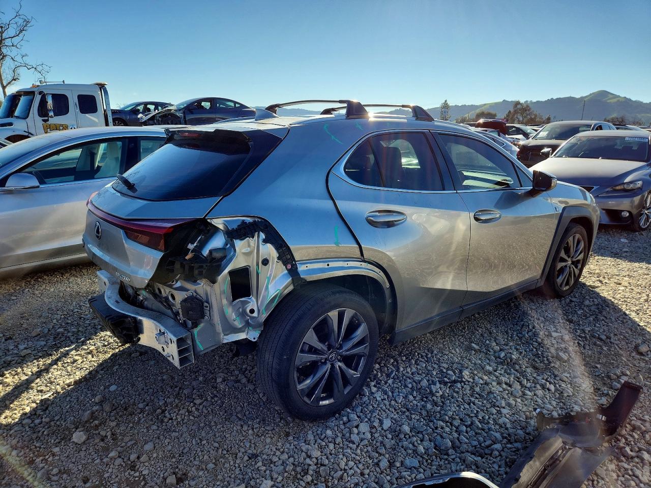 2020 LEXUS UX 200 photo 3