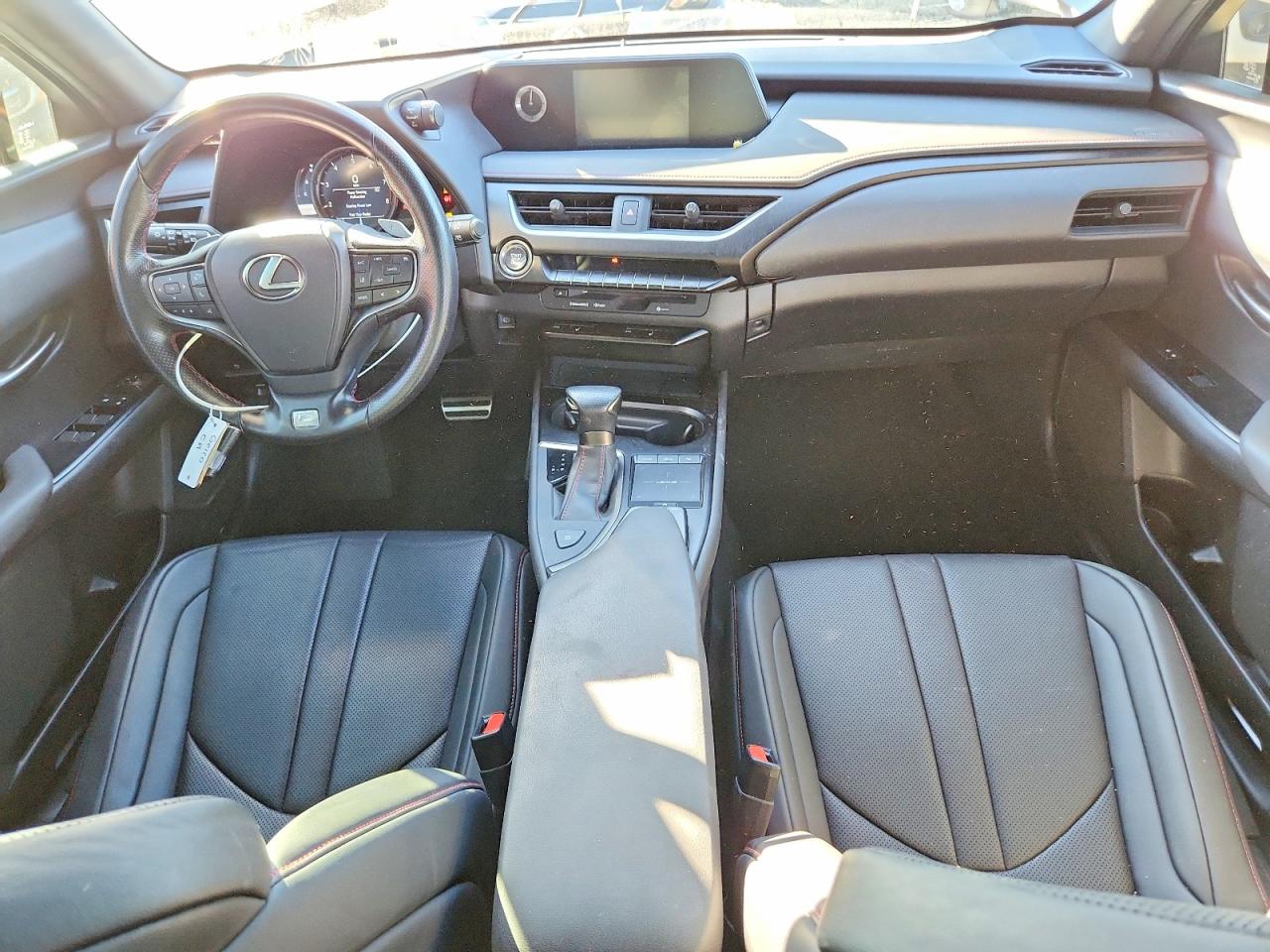 2020 LEXUS UX 200 photo 8