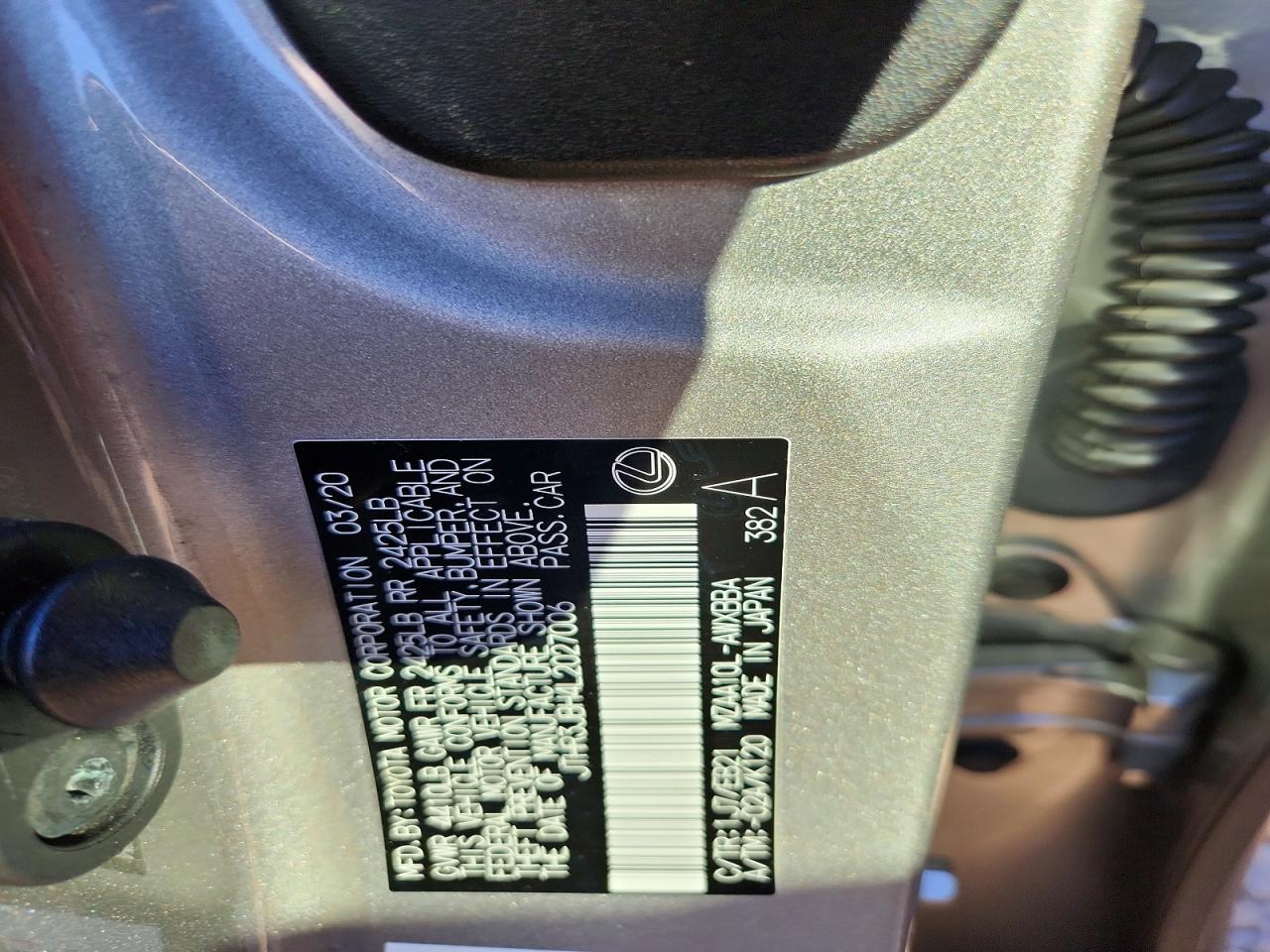 2020 LEXUS UX 200 photo 14