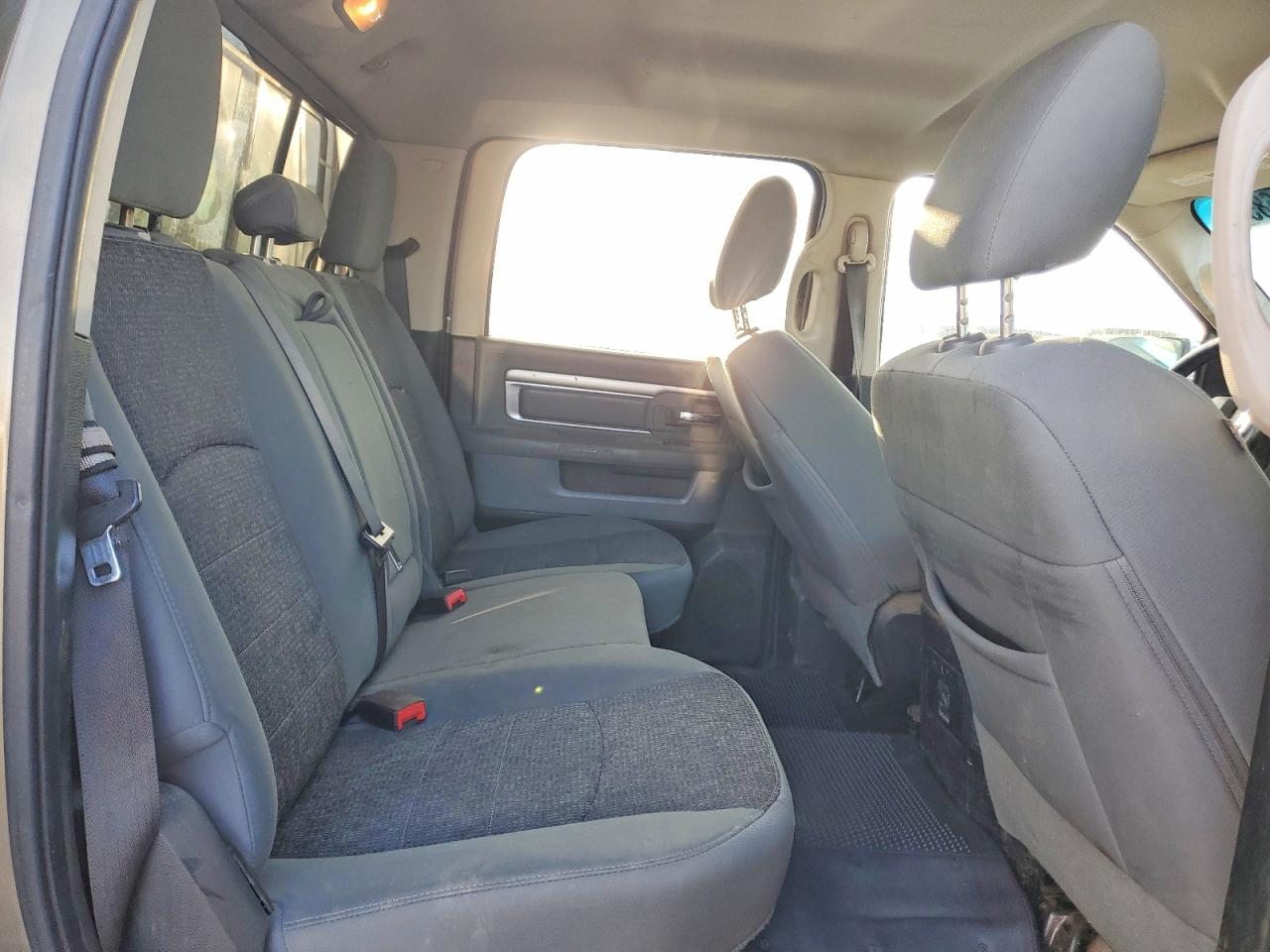 2015 RAM 1500 SLT photo 10