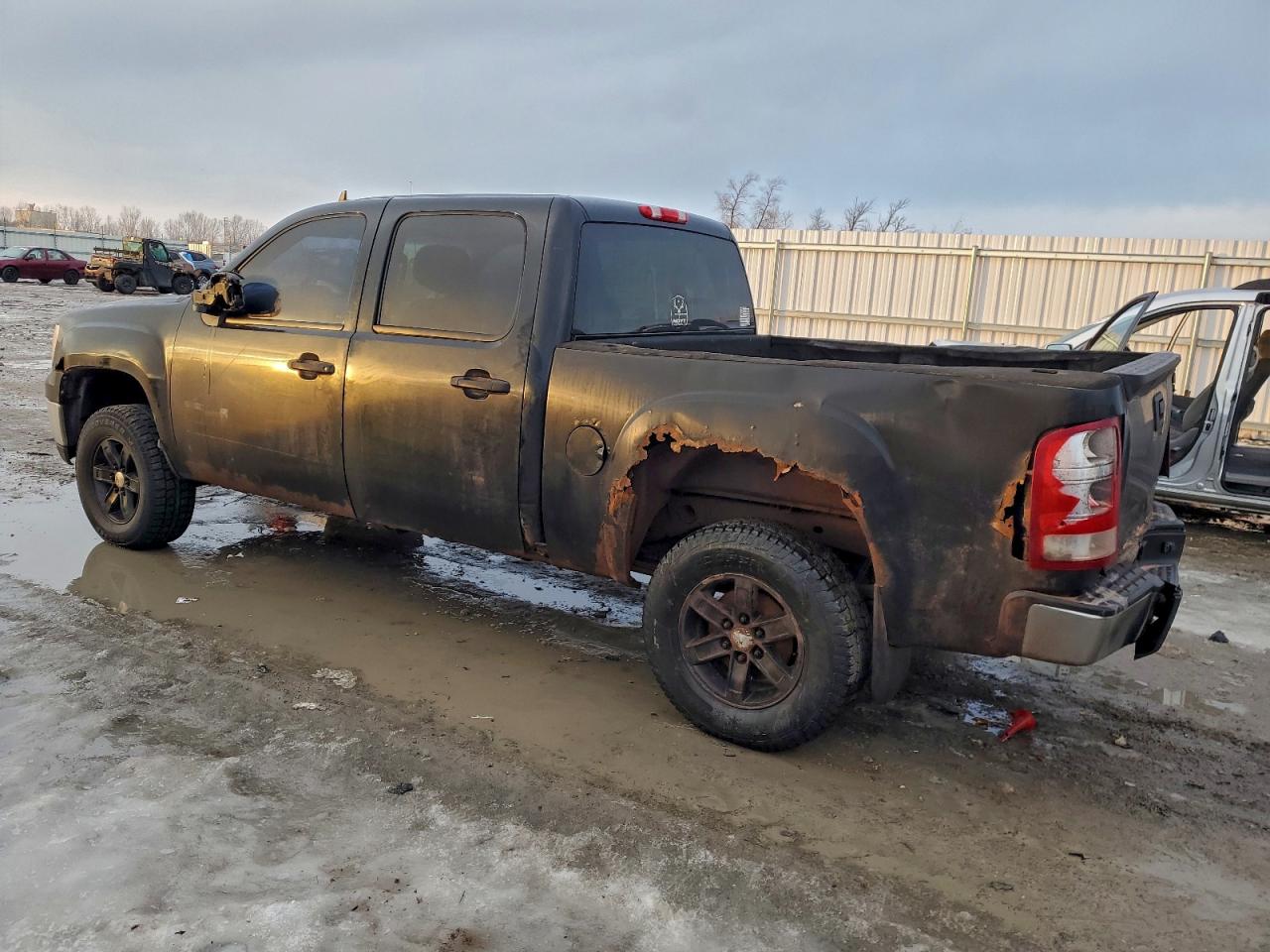 2011 GMC SIERRA K1500 SLE photo 2
