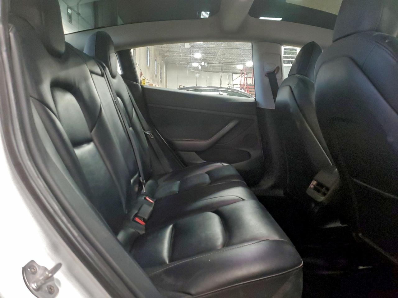 2023 TESLA MODEL 3 photo 10