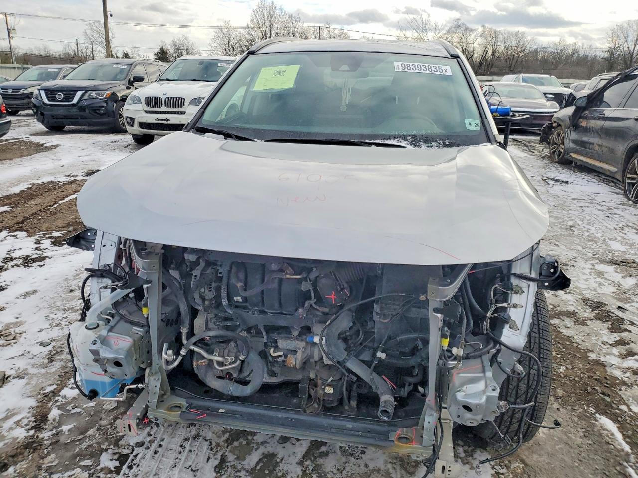 2021 TOYOTA RAV4 LE photo 5