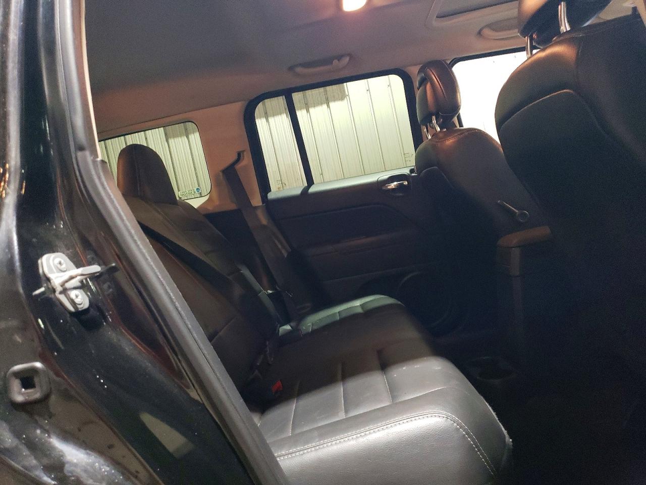 2015 JEEP PATRIOT LATITUDE photo 10