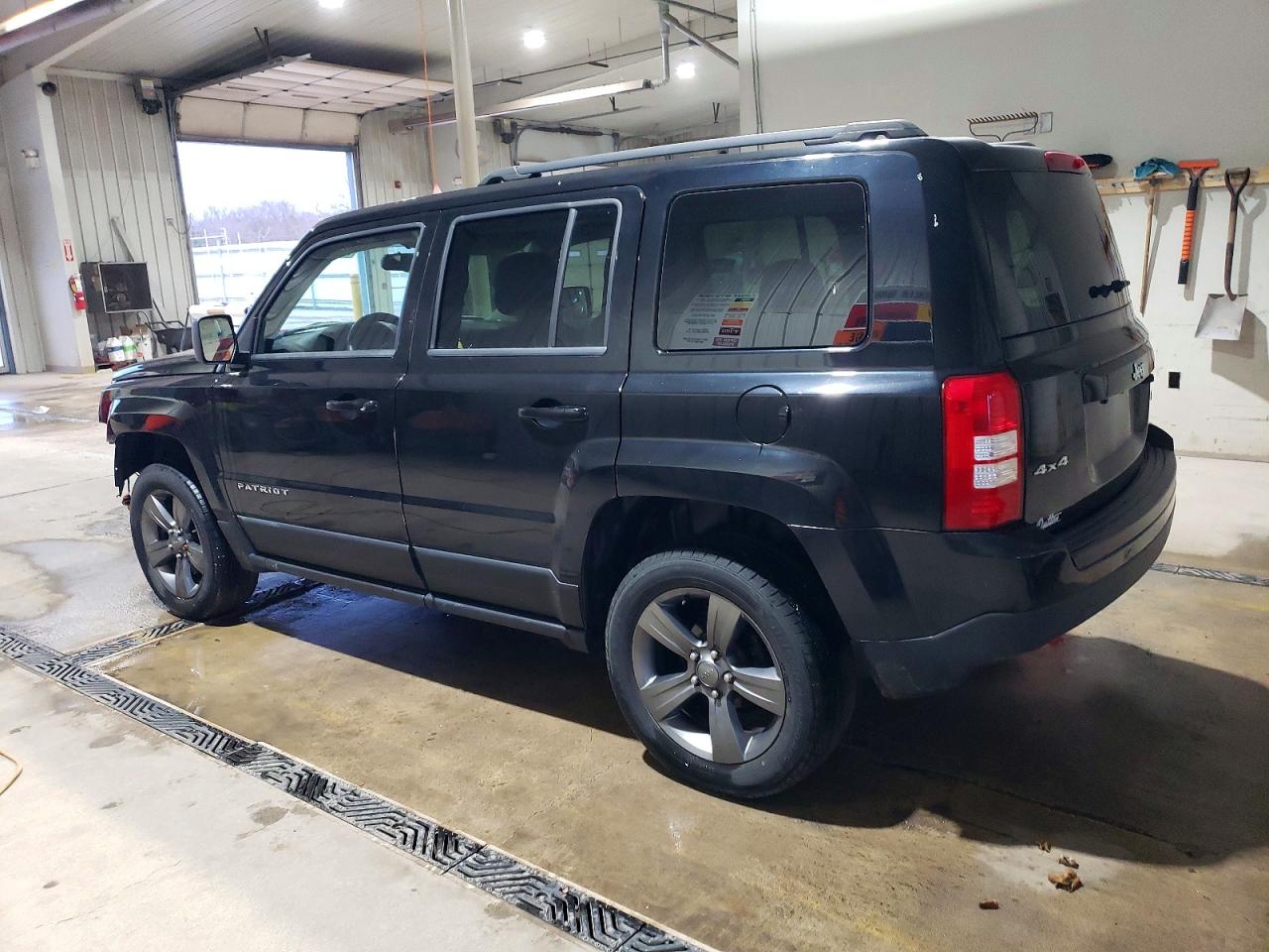 2015 JEEP PATRIOT LATITUDE photo 2