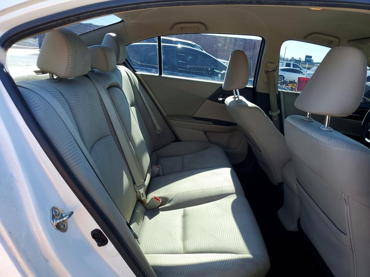 2017 HONDA ACCORD LX photo 10