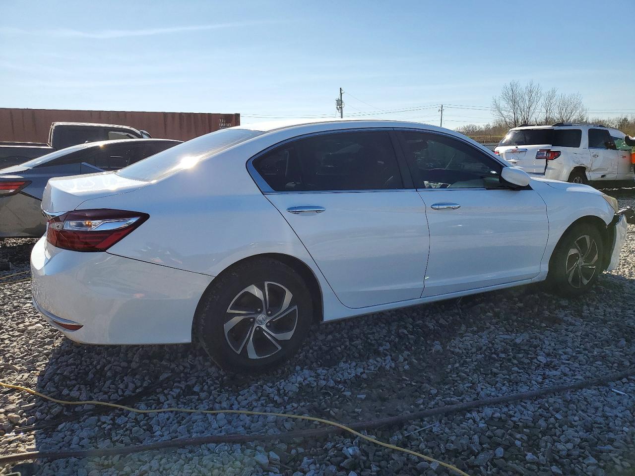 2017 HONDA ACCORD LX photo 3