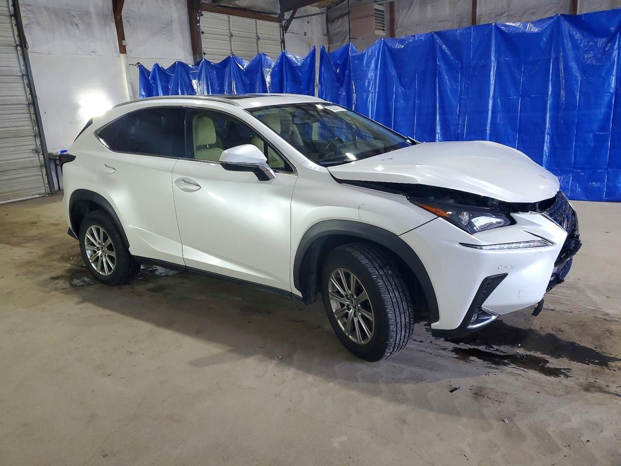 2021 LEXUS NX 300 BASE photo 4