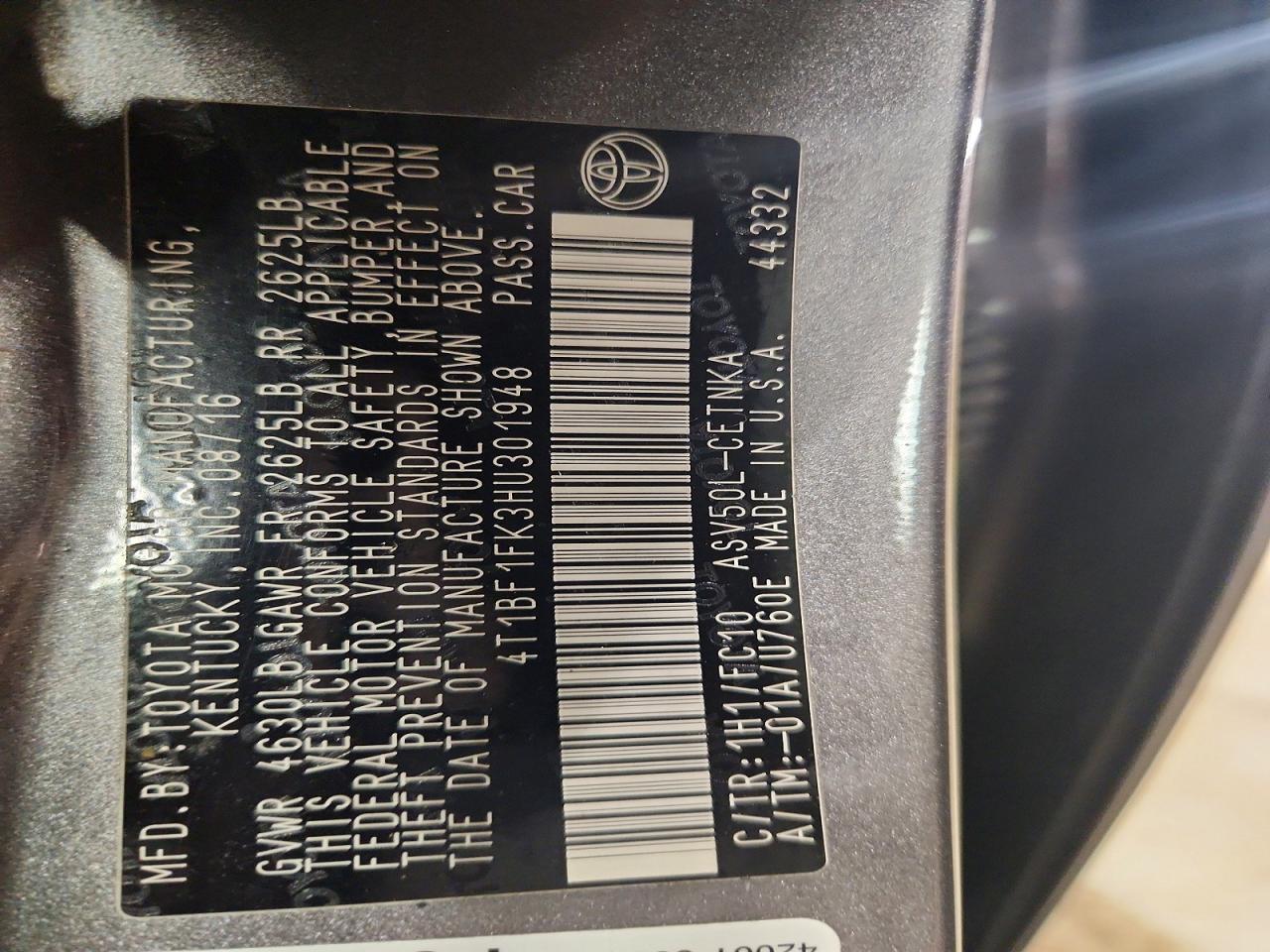 2017 TOYOTA CAMRY LE photo 12