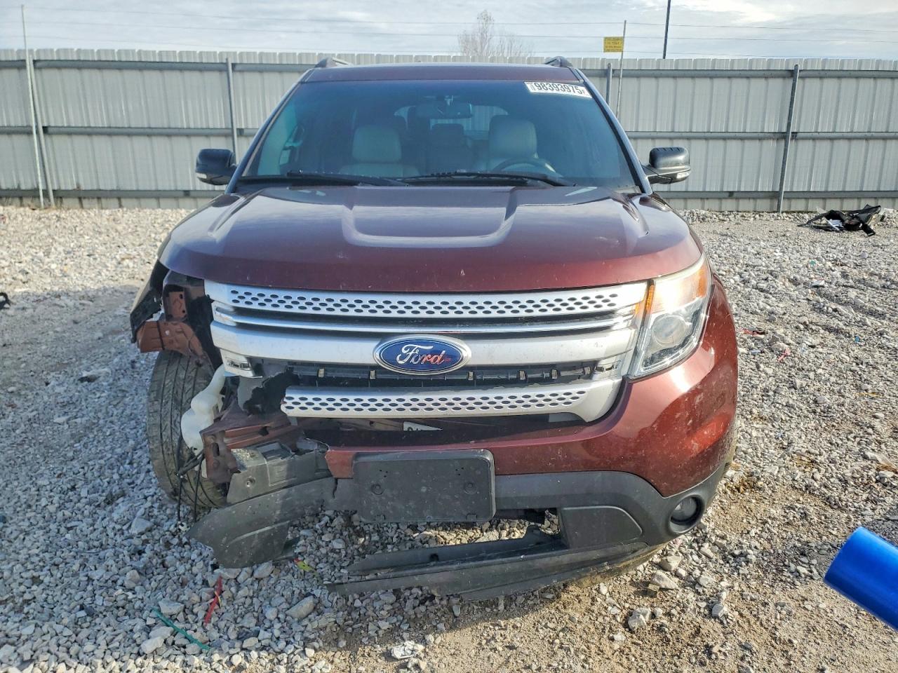 2015 FORD EXPLORER XLT photo 5