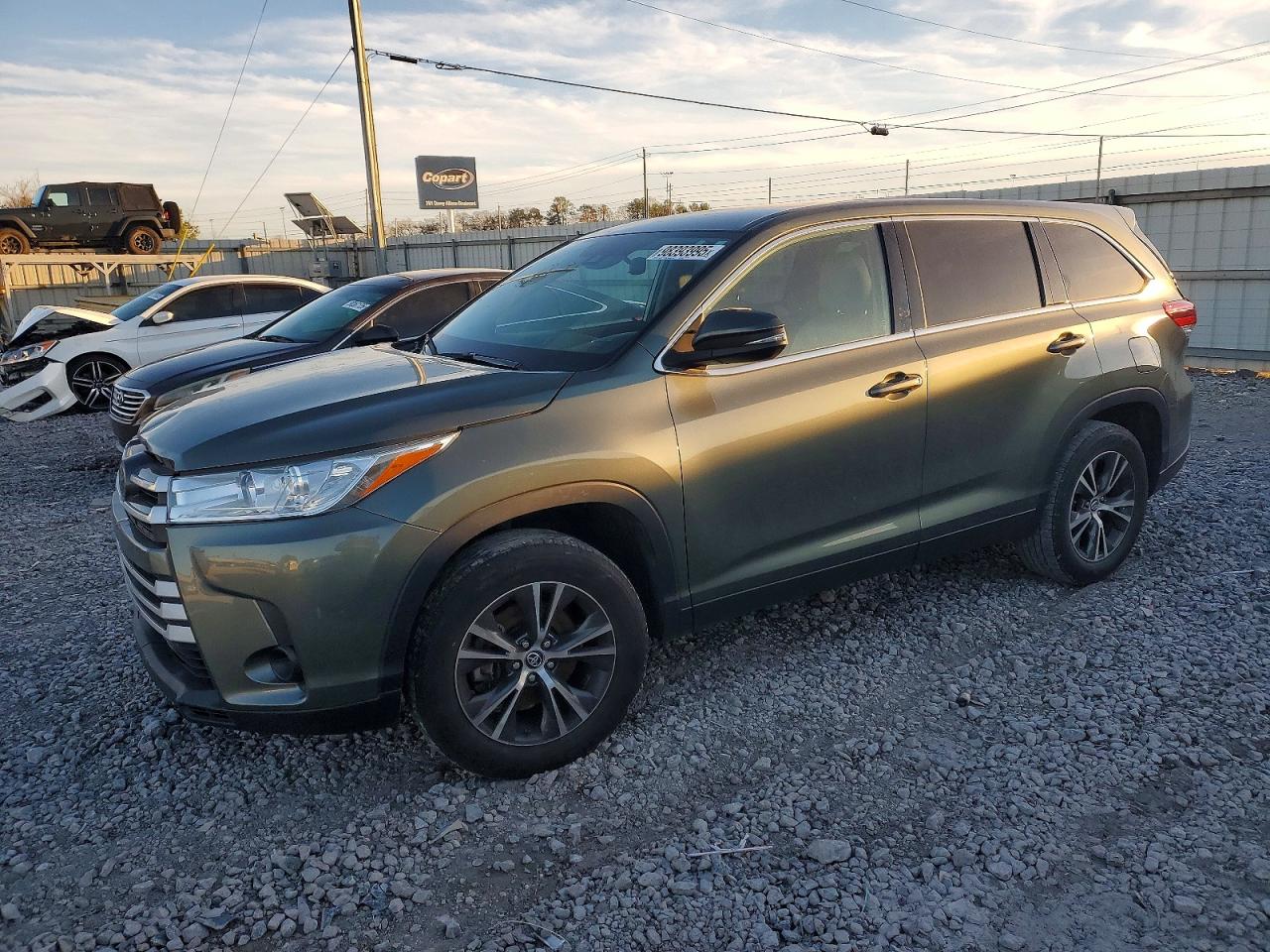 2019 TOYOTA HIGHLANDER