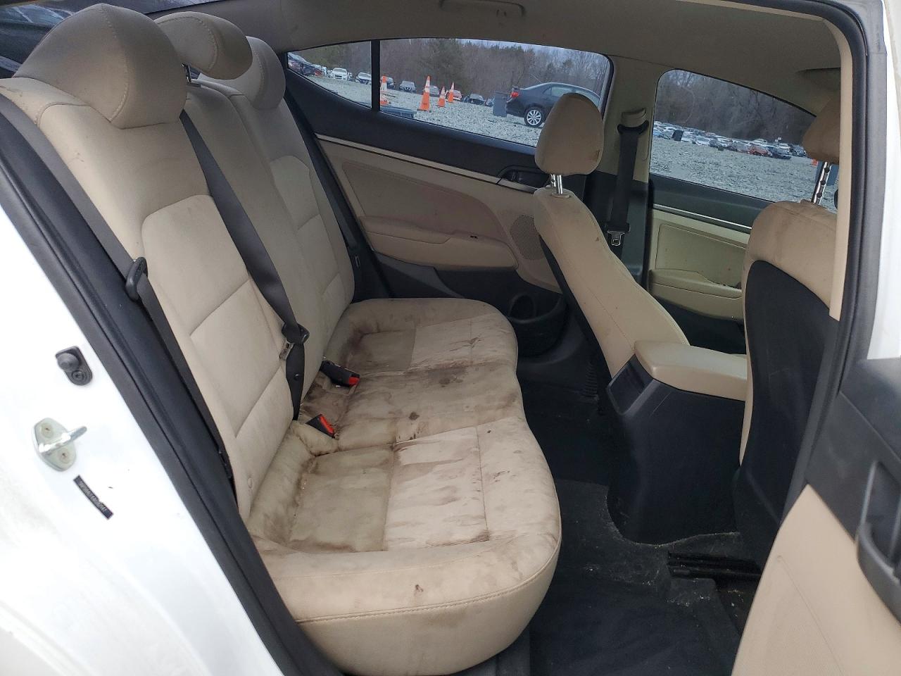 2018 HYUNDAI ELANTRA SEL photo 10