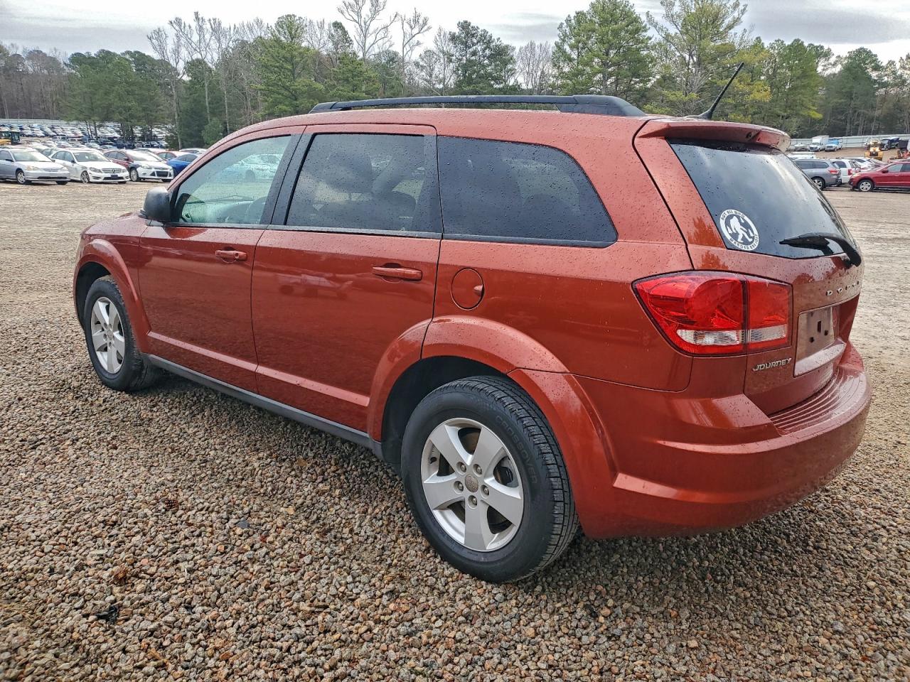 2013 DODGE JOURNEY SE photo 2