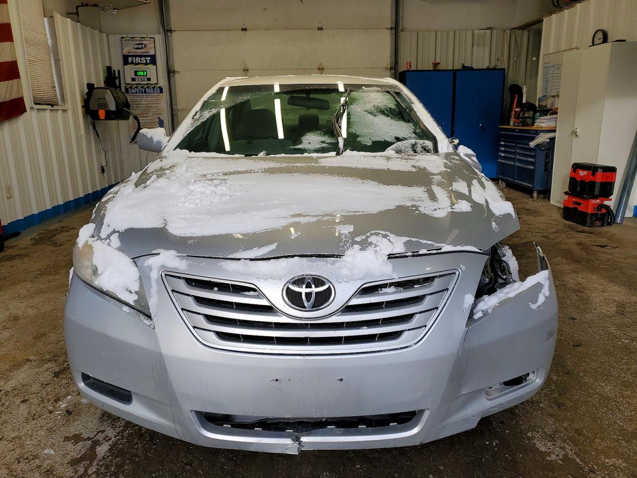 2009 TOYOTA CAMRY BASE photo 5