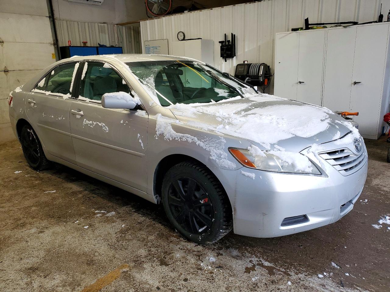 2009 TOYOTA CAMRY BASE photo 4