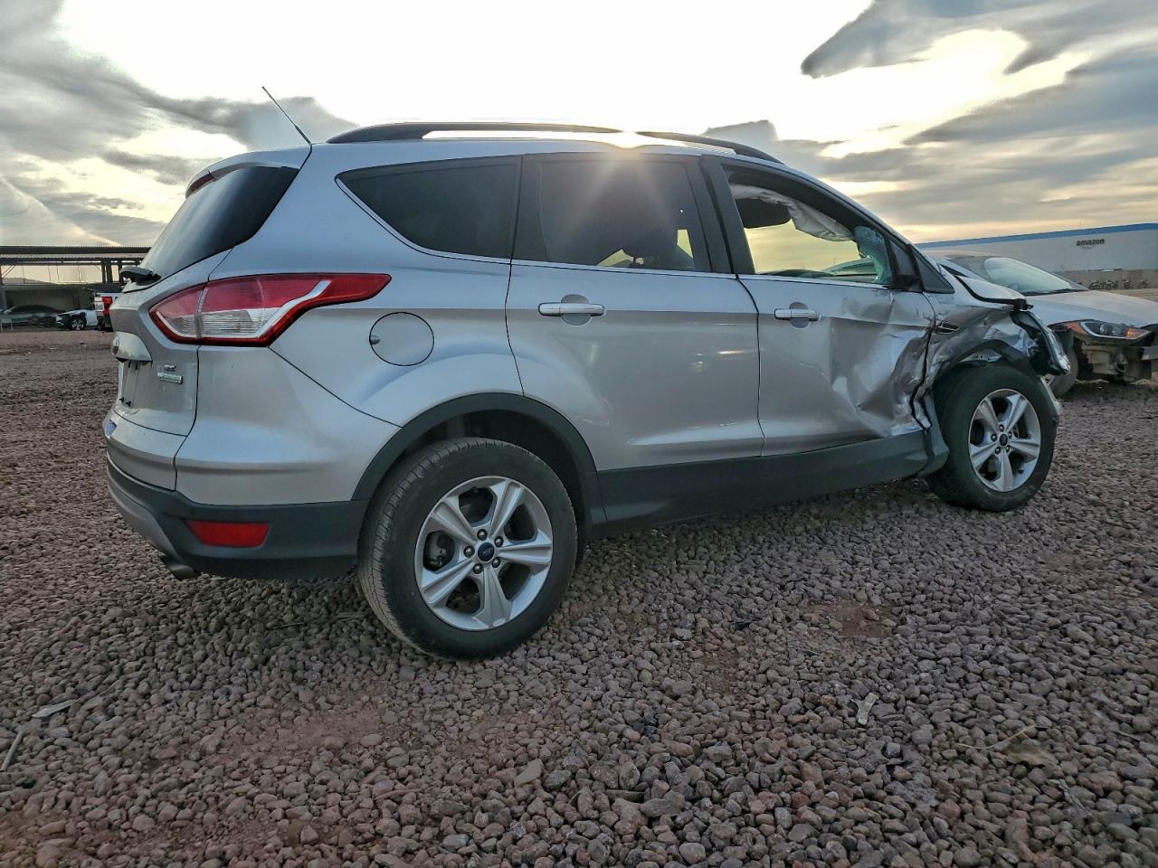 2015 FORD ESCAPE SE photo 5