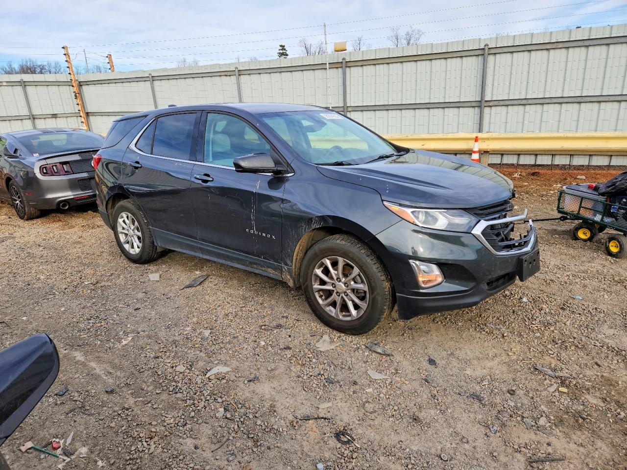 2020 CHEVROLET EQUINOX LT photo 4