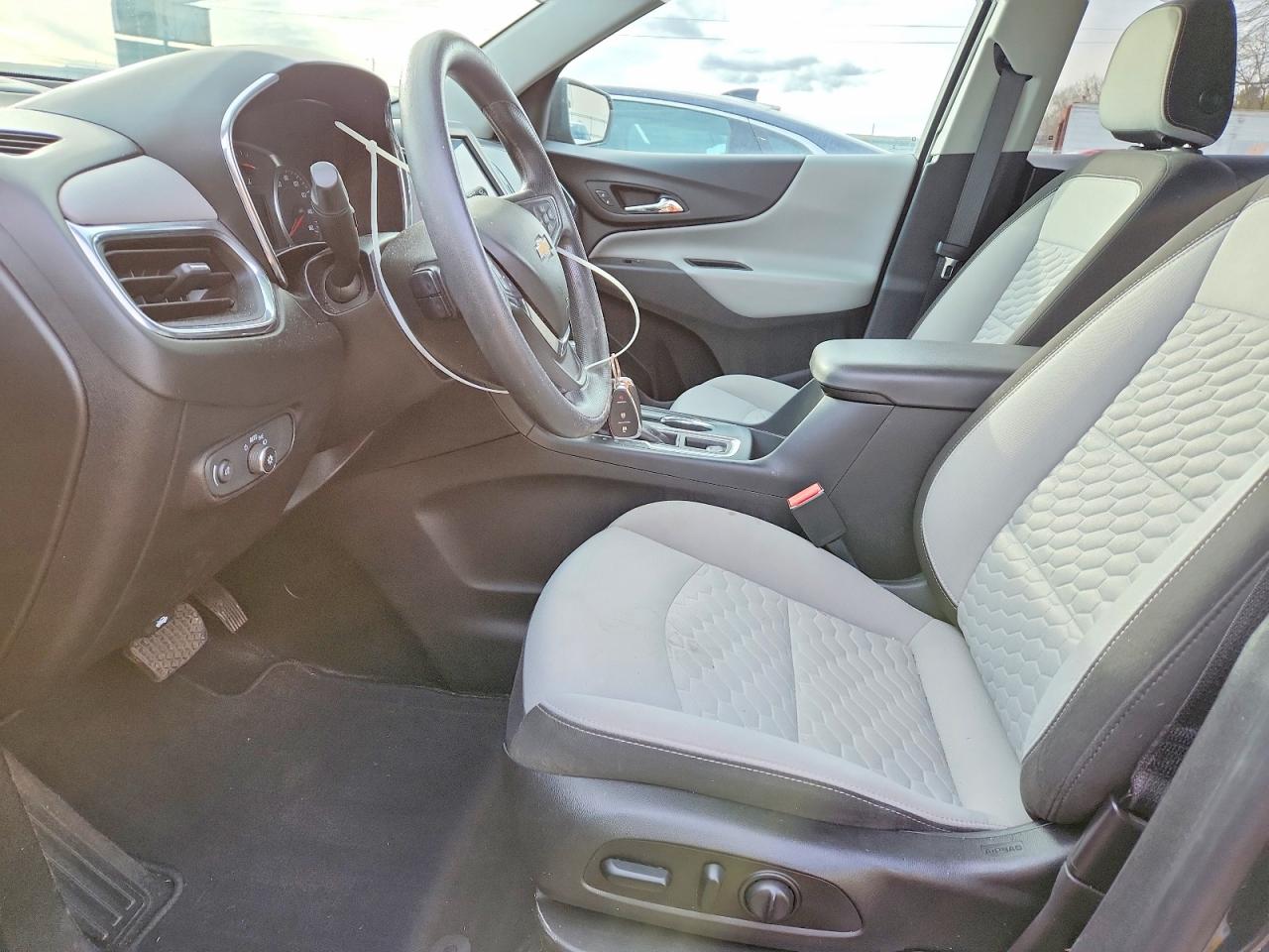 2020 CHEVROLET EQUINOX LT photo 7