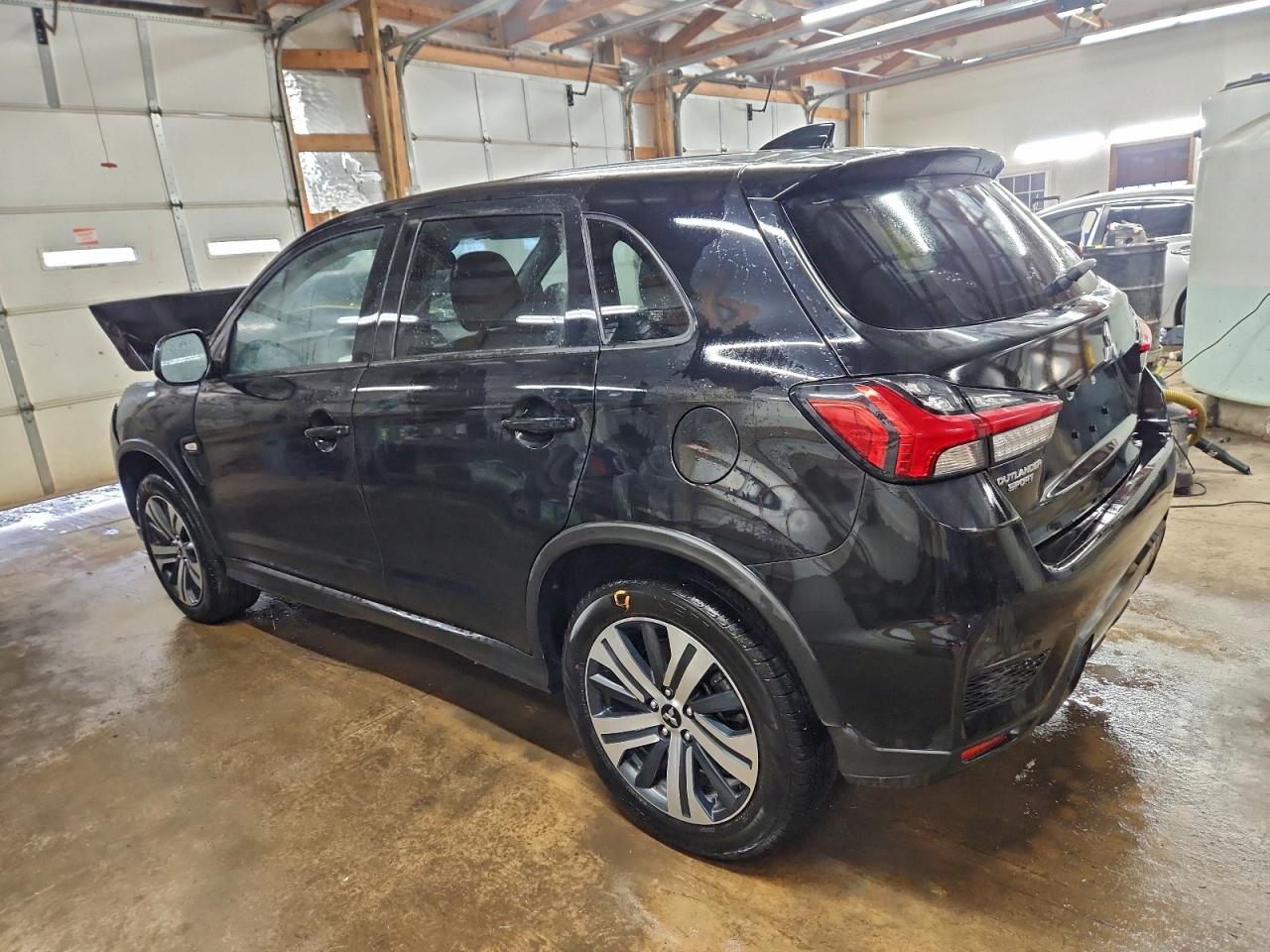 2024 MITSUBISHI OUTLANDER SPORT S/SE photo 2
