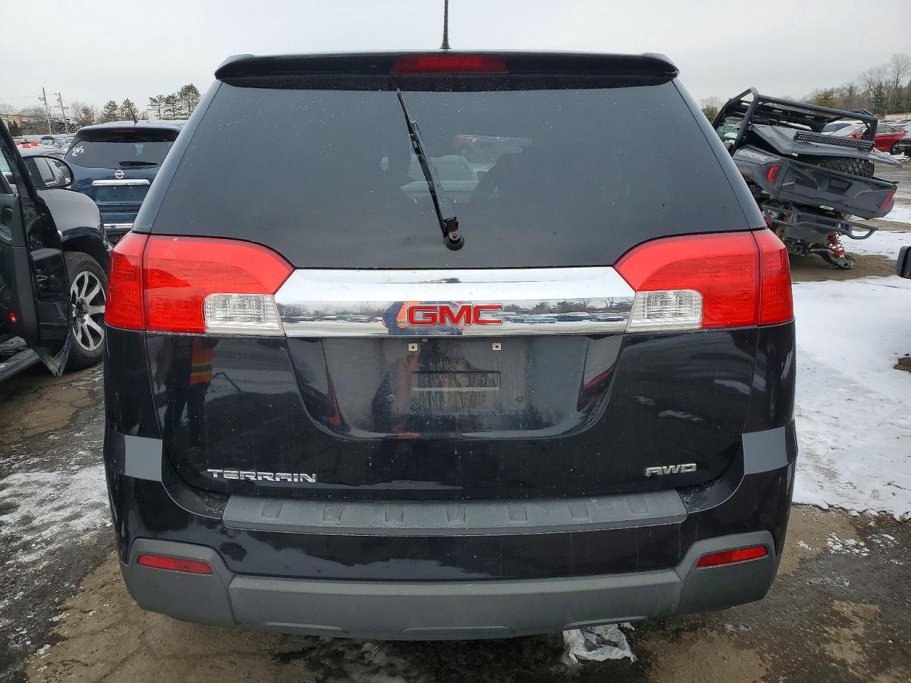 2013 GMC TERRAIN photo 6