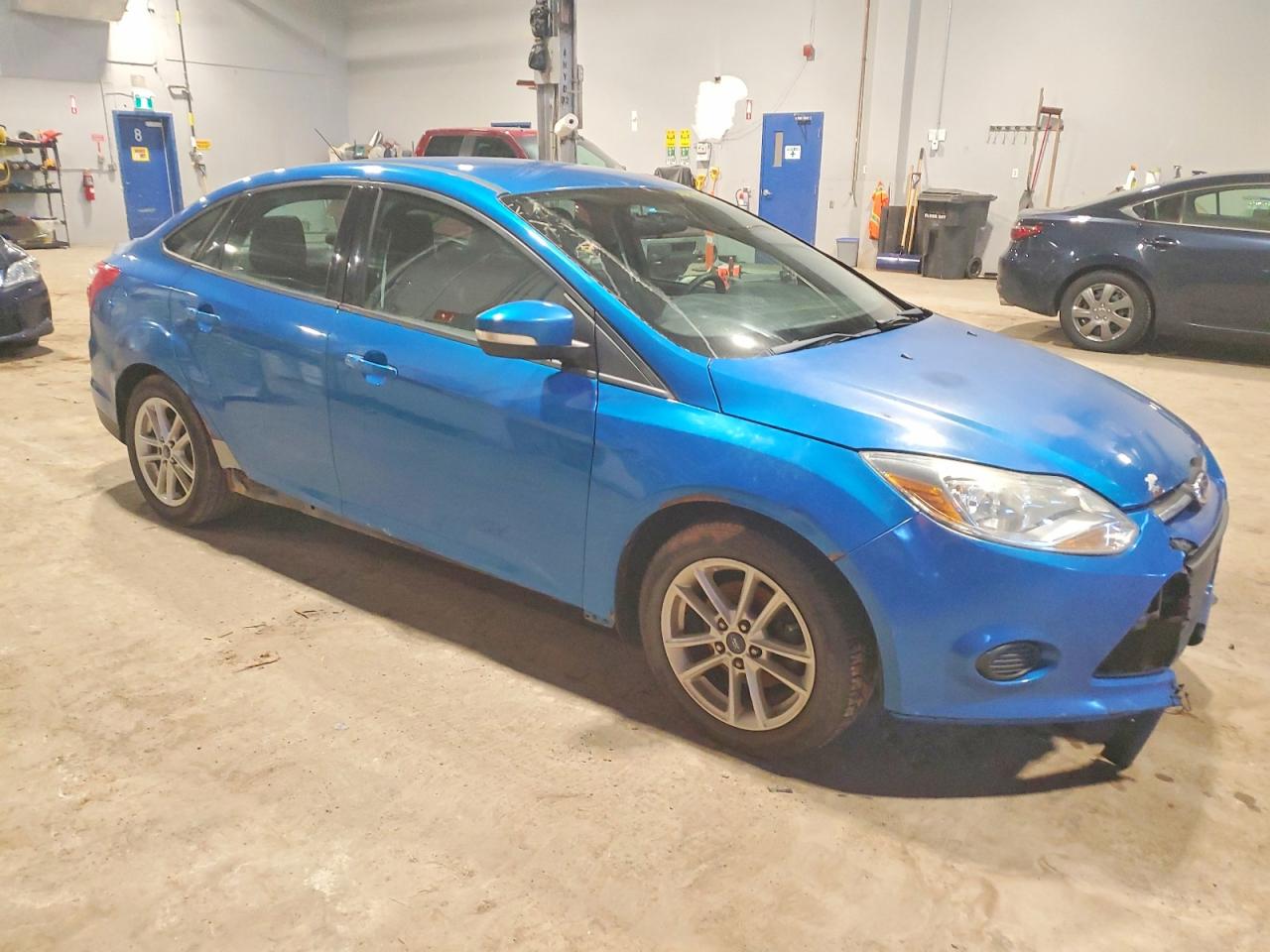 2014 FORD FOCUS SE photo 4