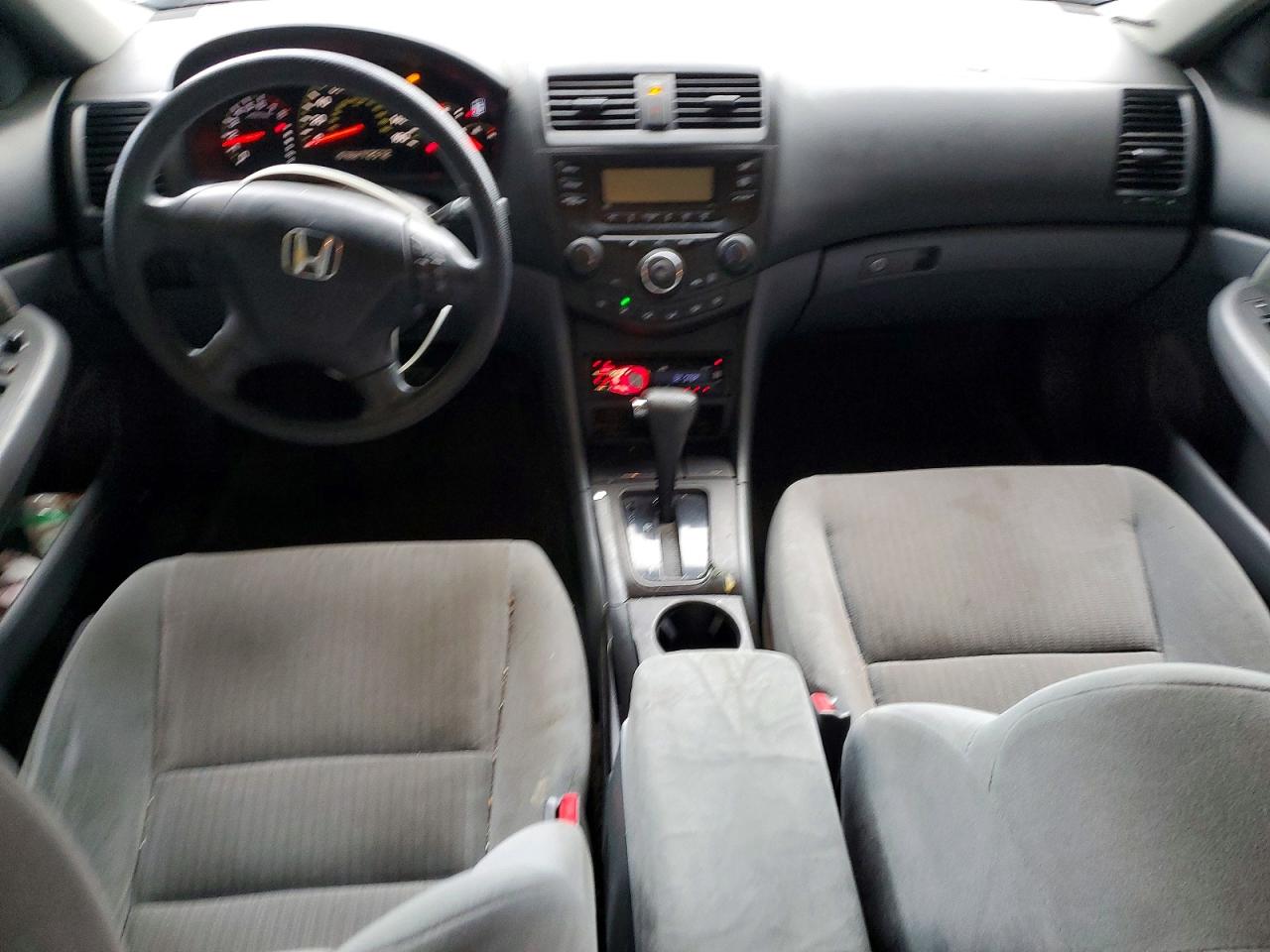 2005 HONDA ACCORD LX photo 8