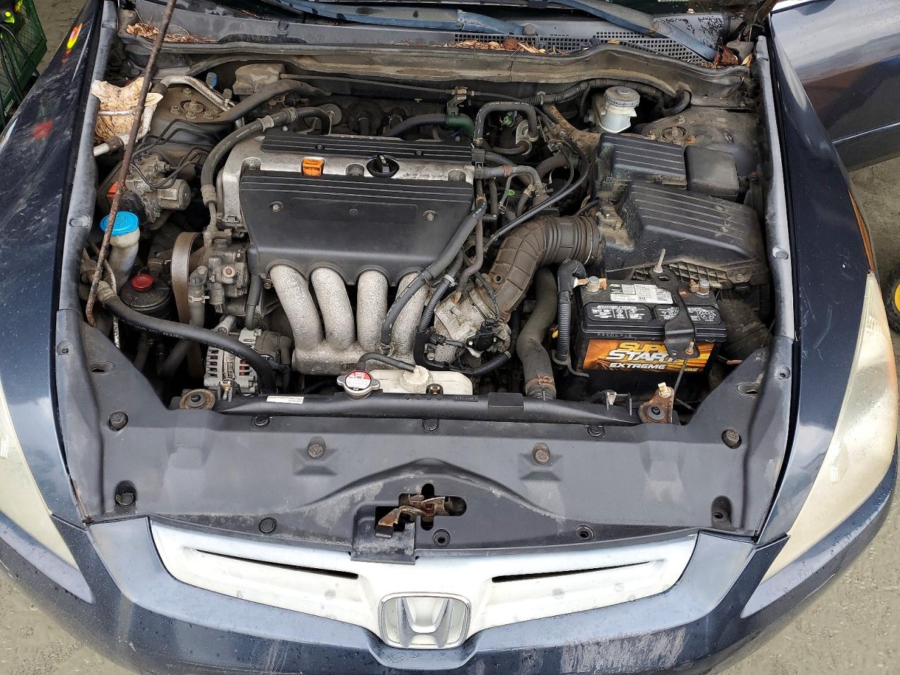 2005 HONDA ACCORD LX photo 11