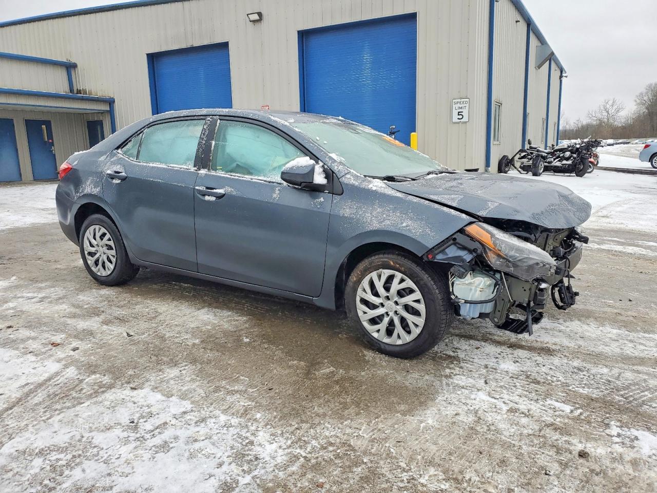 2018 TOYOTA COROLLA L photo 4