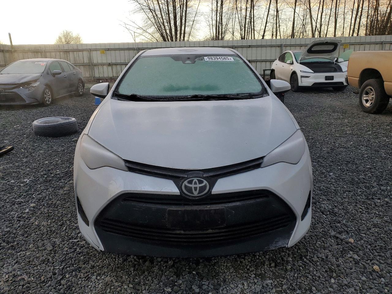 2017 TOYOTA COROLLA LE photo 5