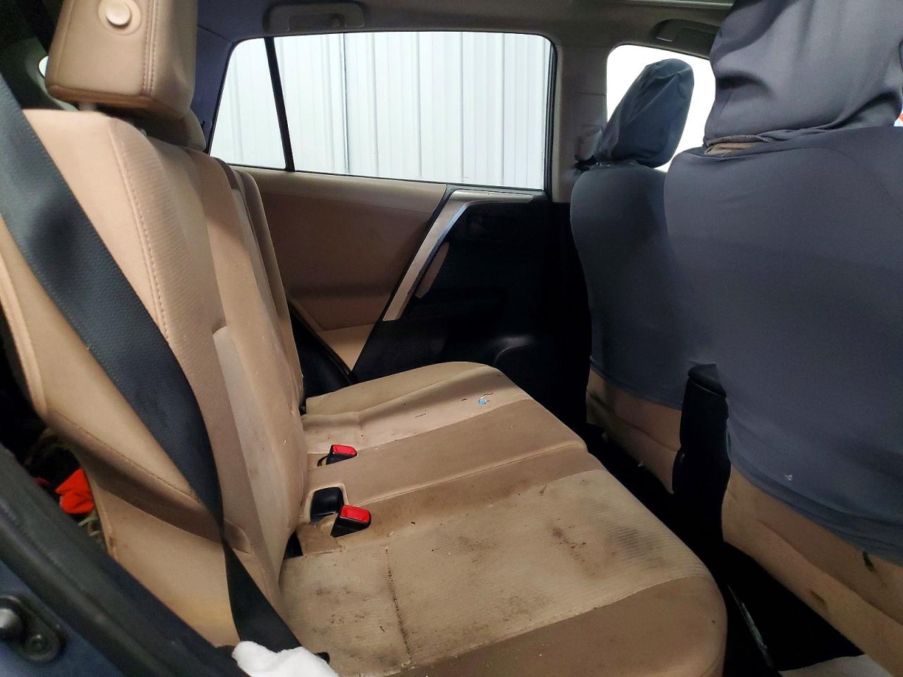 2013 TOYOTA RAV4 XLE photo 11