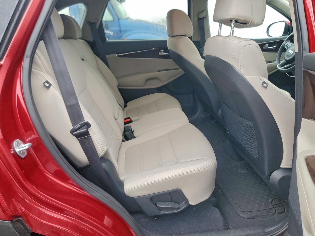 2017 KIA SORENTO LX photo 19