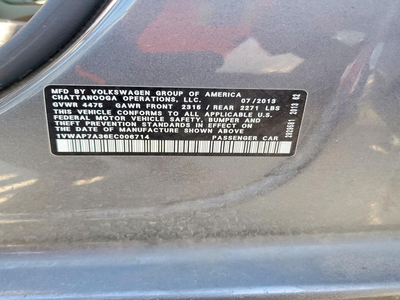 2014 VOLKSWAGEN PASSAT S photo 13