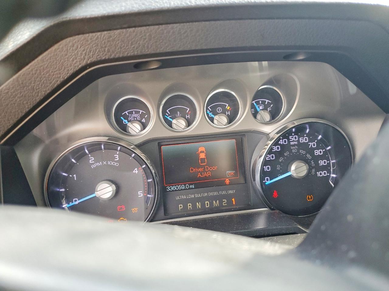 2012 FORD F250 photo 9