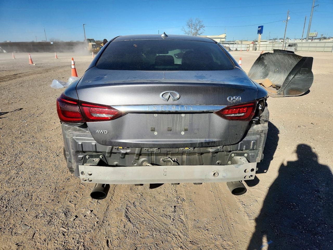 2018 INFINITI Q50 LUXE photo 6