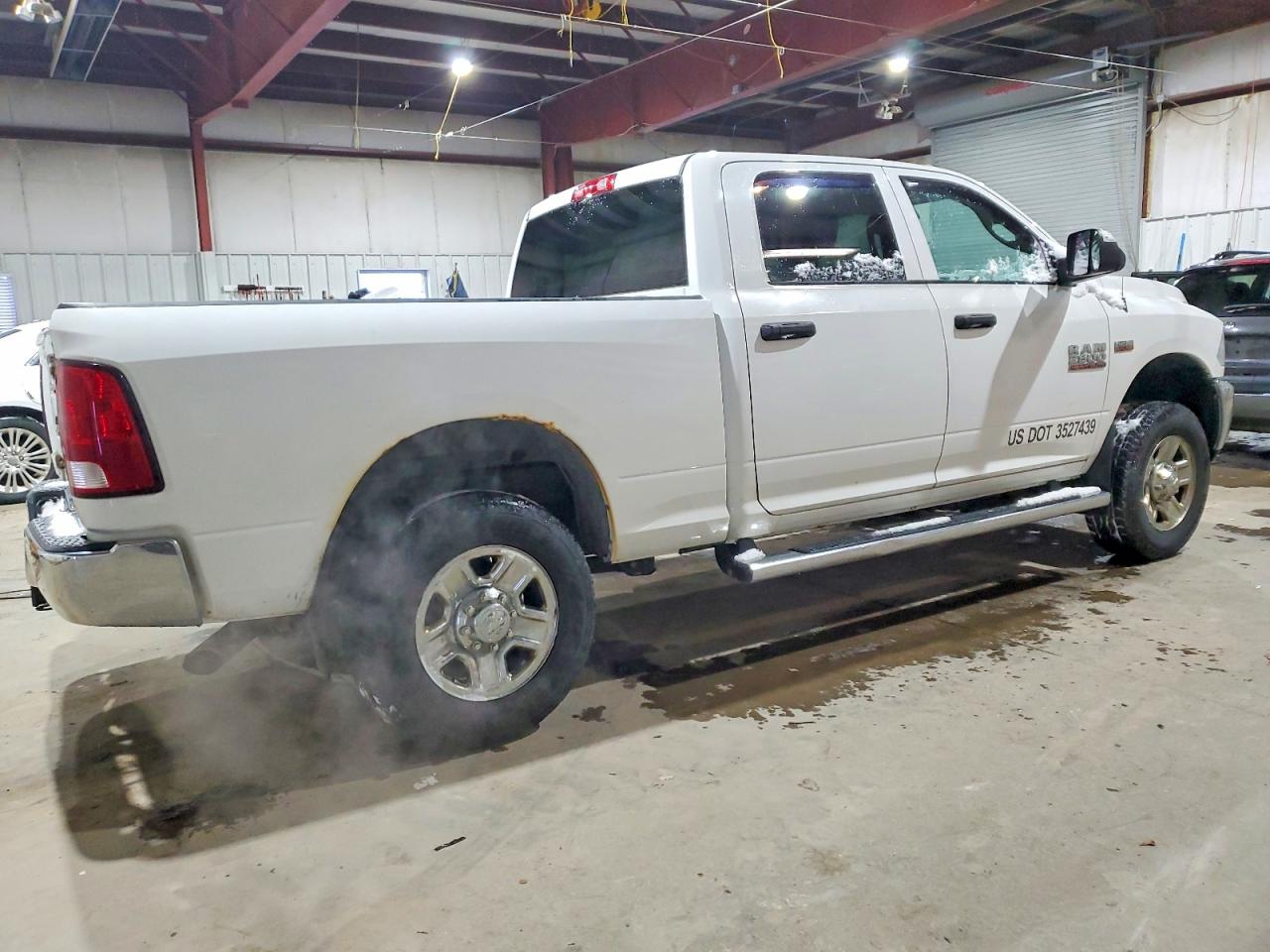 2018 RAM 2500 ST photo 3