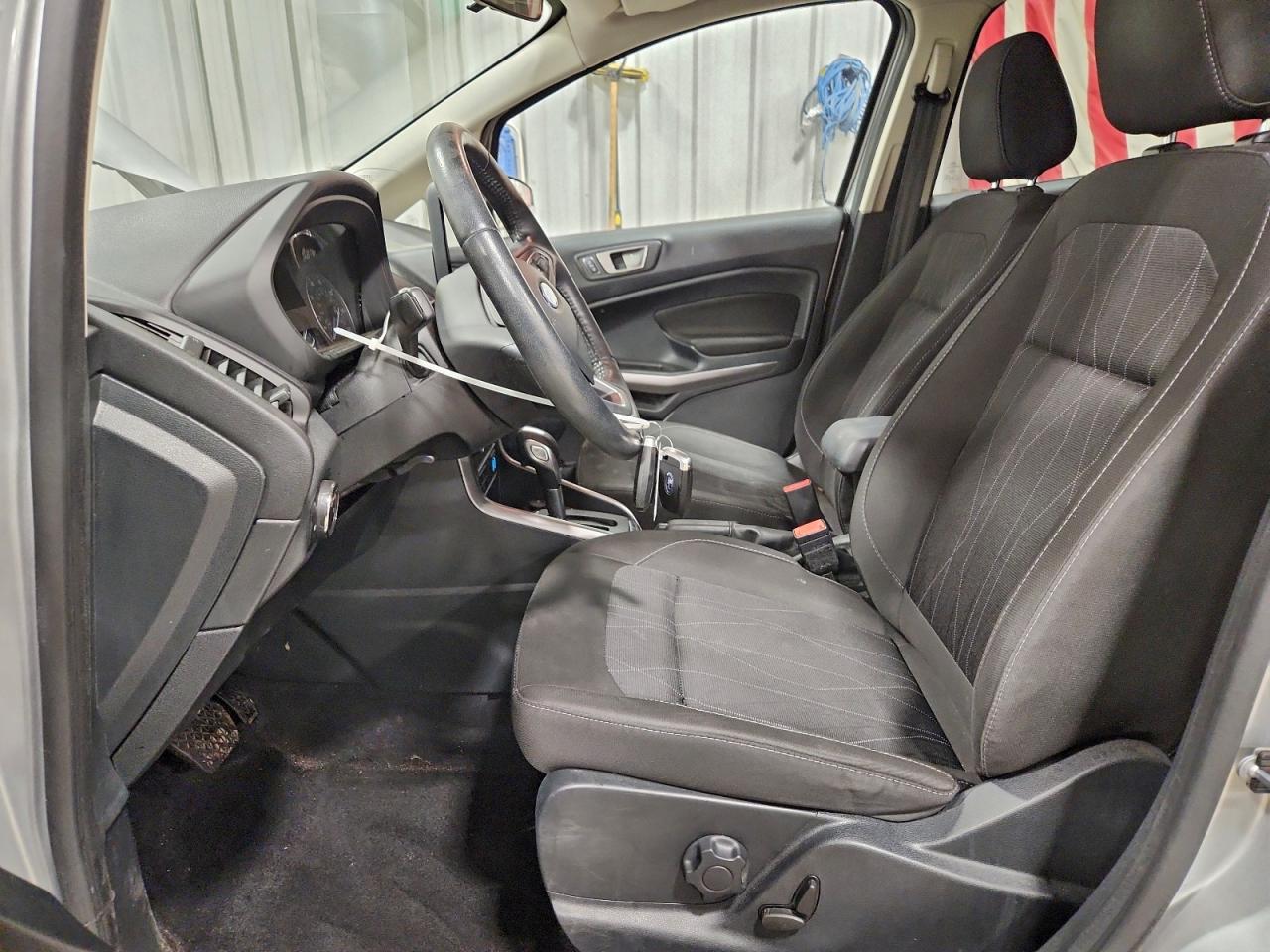 2020 FORD ECOSPORT SE photo 7