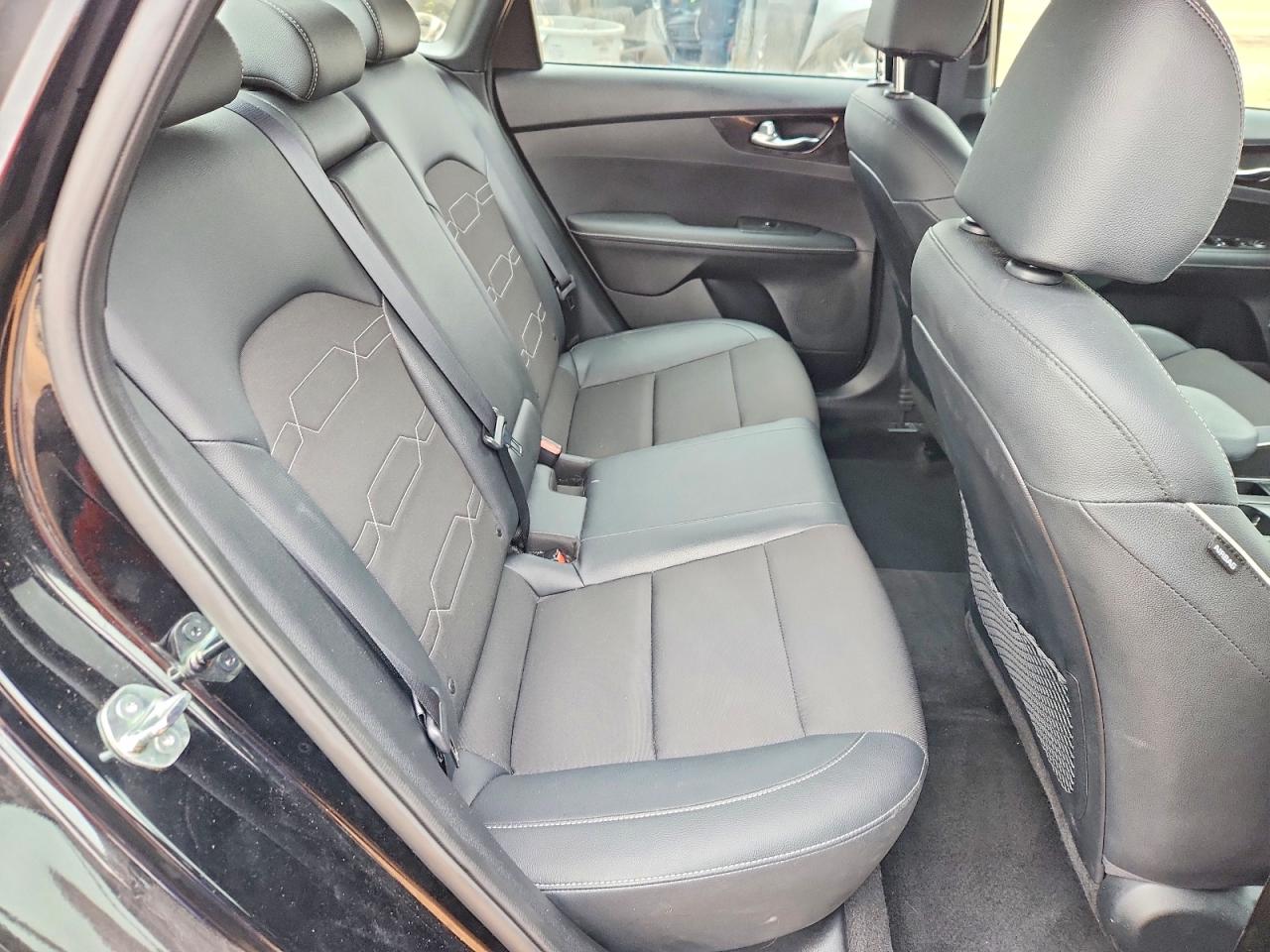 2024 KIA FORTE GT LINE photo 10