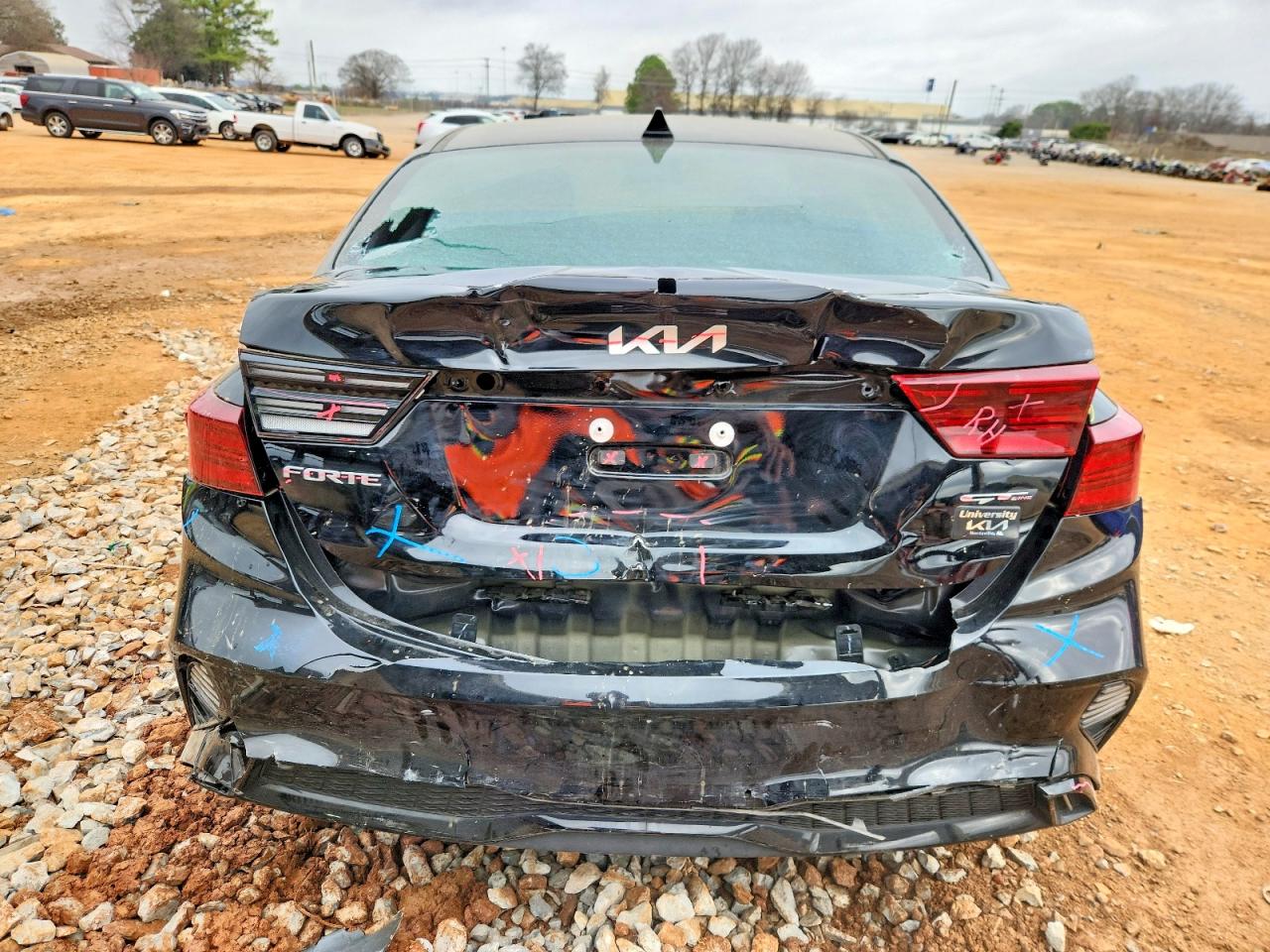 2024 KIA FORTE GT LINE photo 6