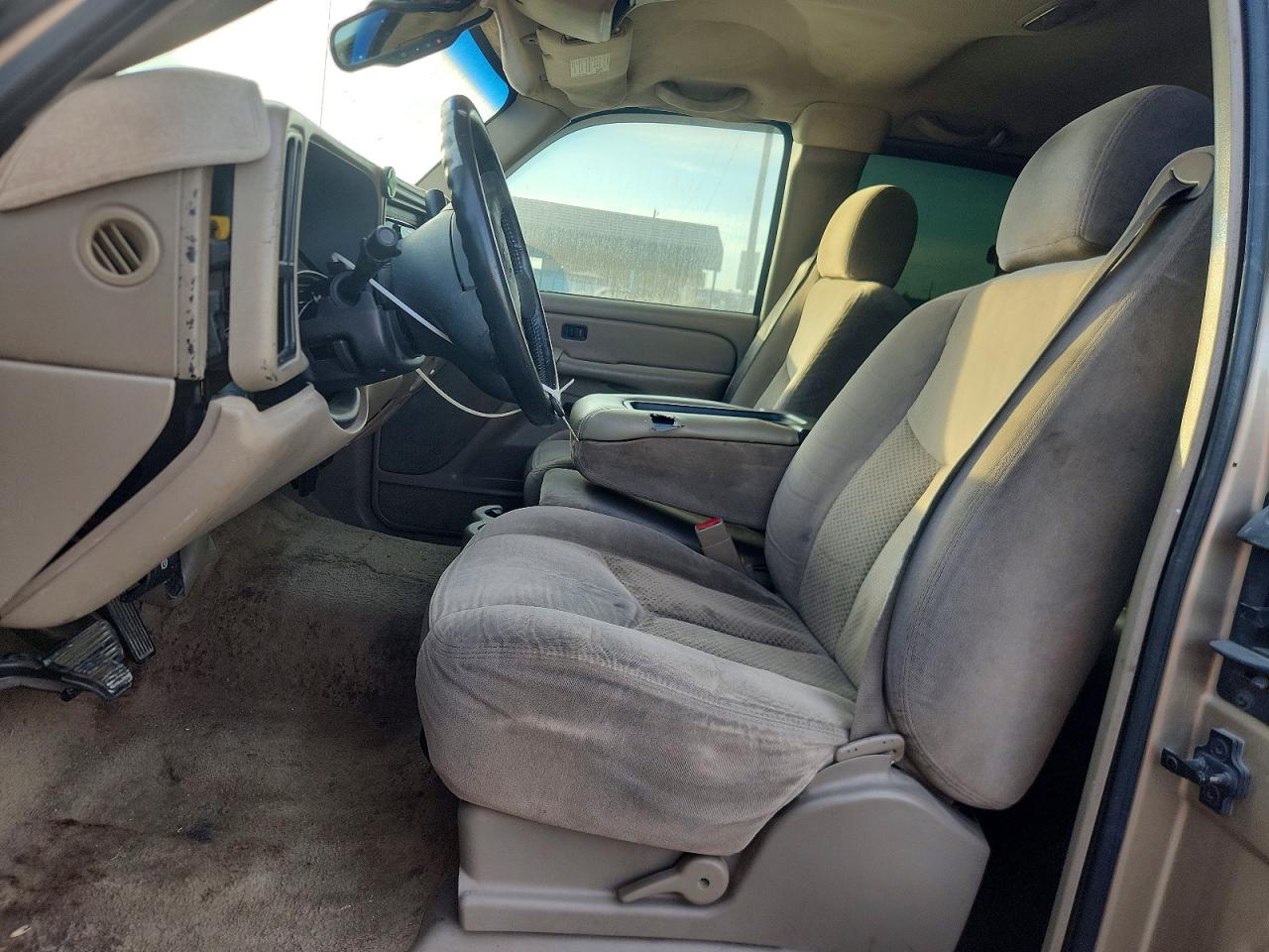 2004 CHEVROLET SILVERADO C1500 photo 7