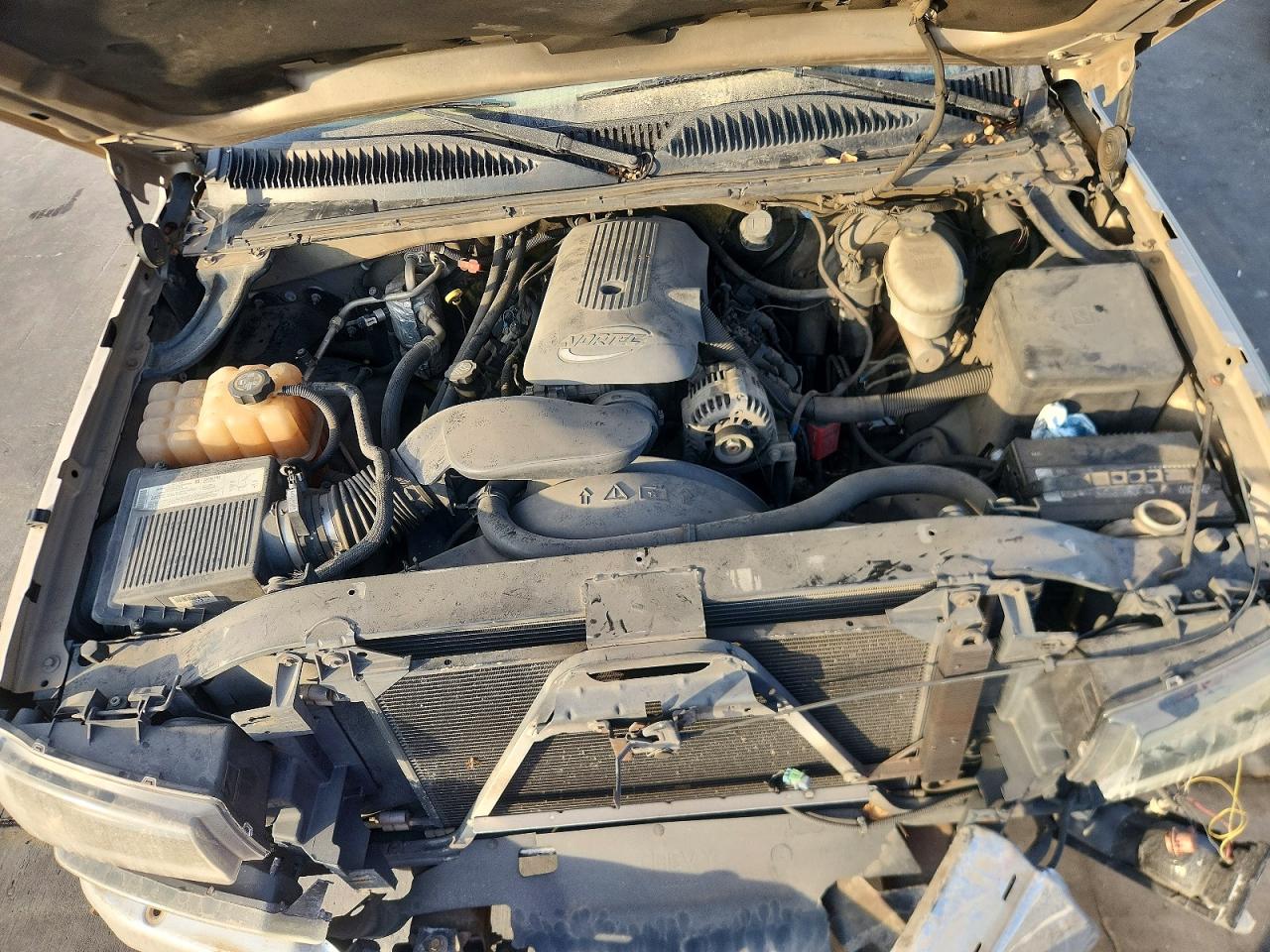 2004 CHEVROLET SILVERADO C1500 photo 11