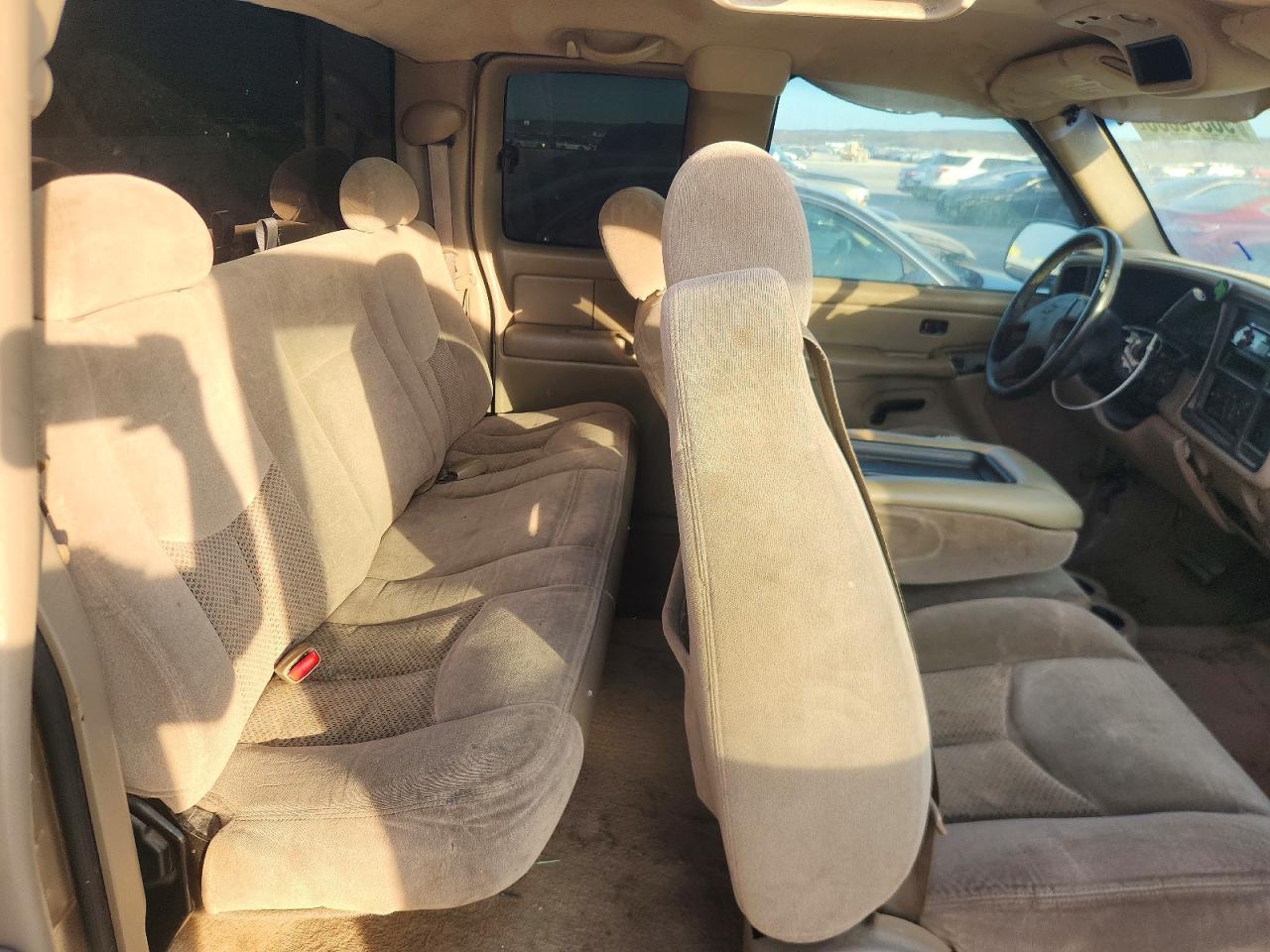 2004 CHEVROLET SILVERADO C1500 photo 10