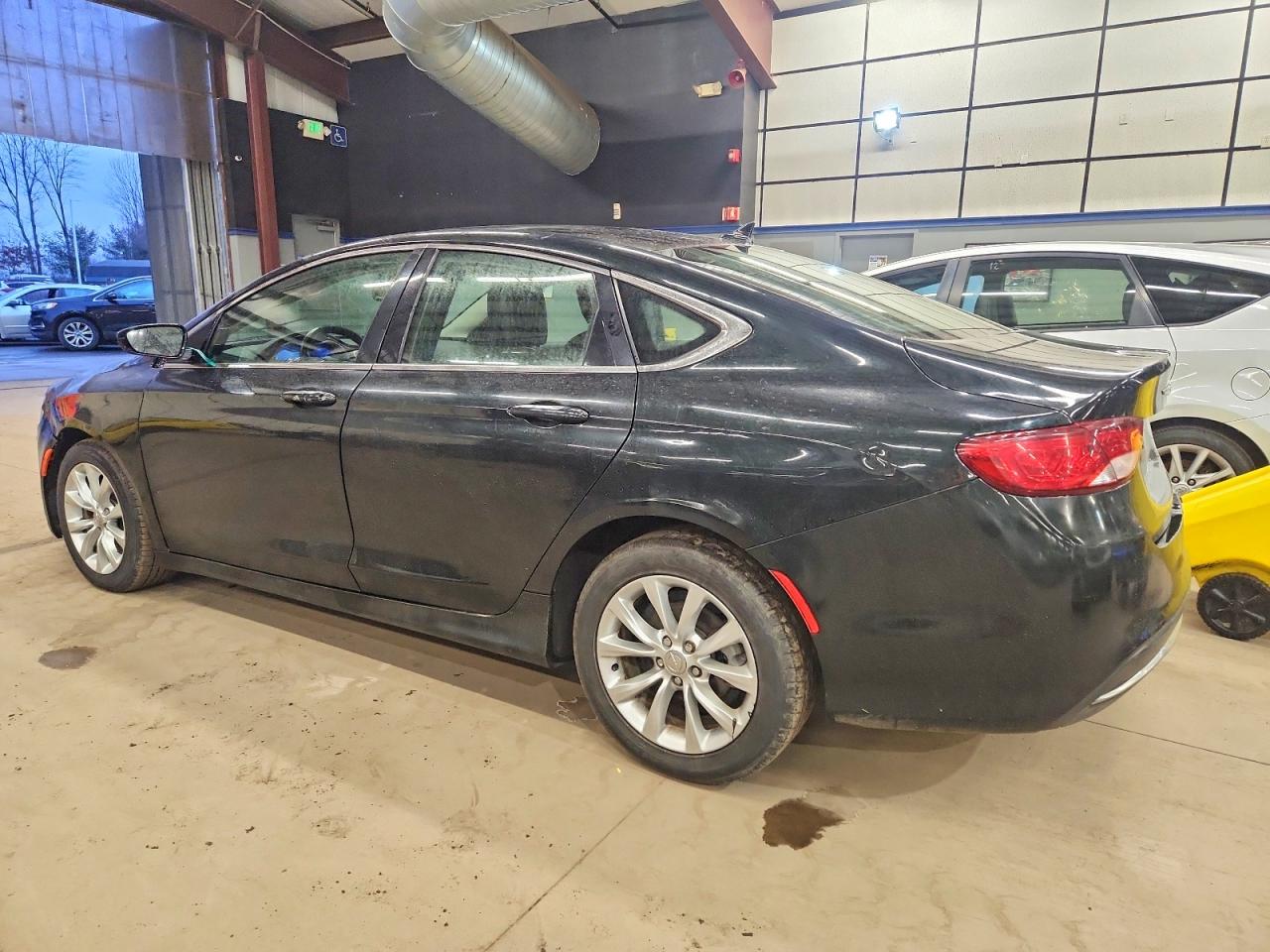 2016 CHRYSLER 200 C photo 4