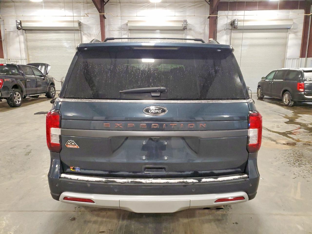 2024 FORD EXPEDITION TIMBERLINE photo 16